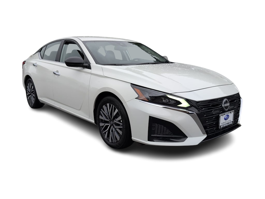 Thumbnail: 2025 Nissan Altima - 17