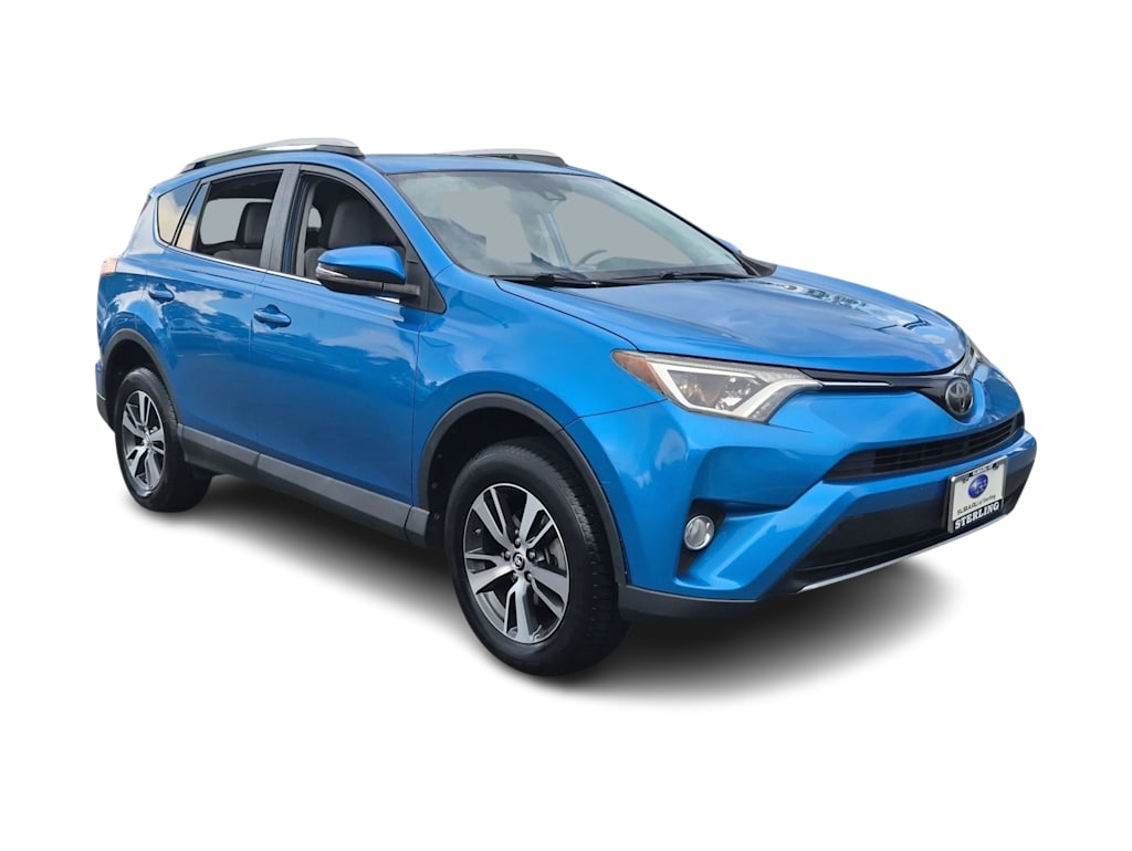 Thumbnail: 2018 Toyota RAV4 - 18