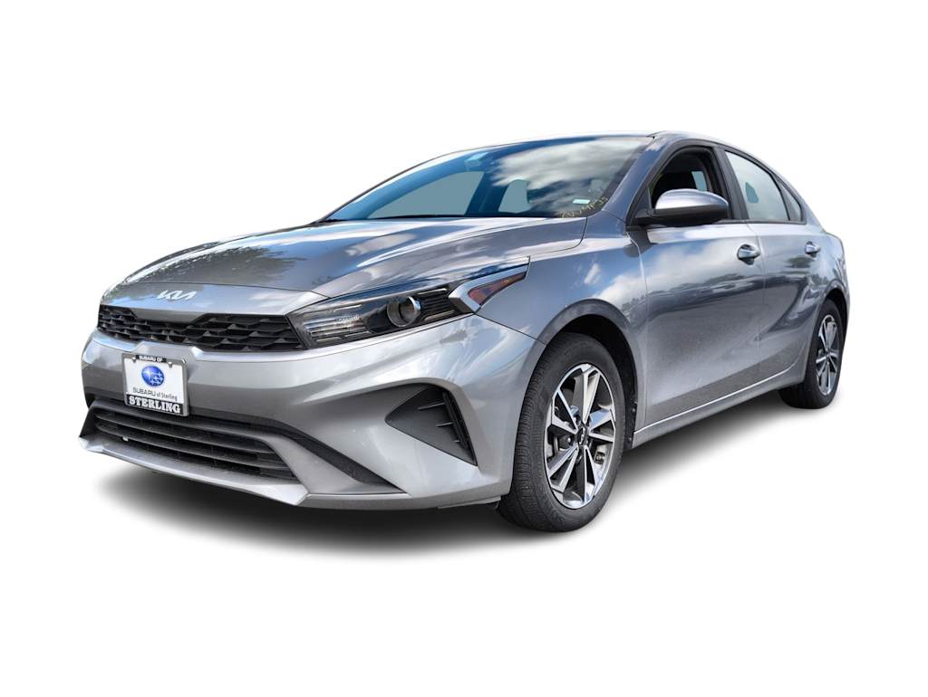 Thumbnail: 2023 Kia Forte - 23