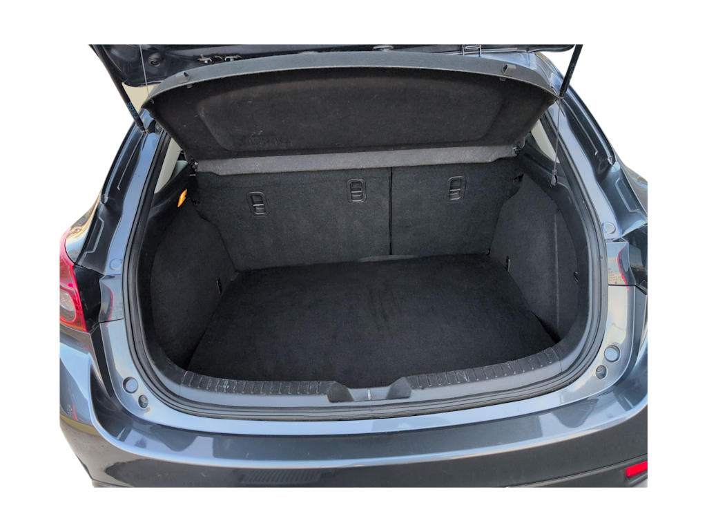 Thumbnail: 2016 Mazda Mazda3 - 18