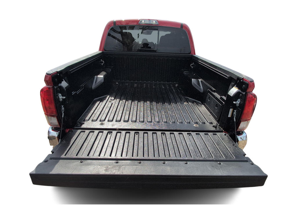 Thumbnail: 2023 Toyota Tacoma - 18