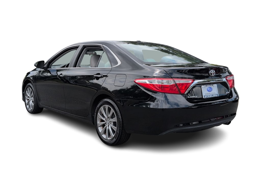 Thumbnail: 2016 Toyota Camry - 4