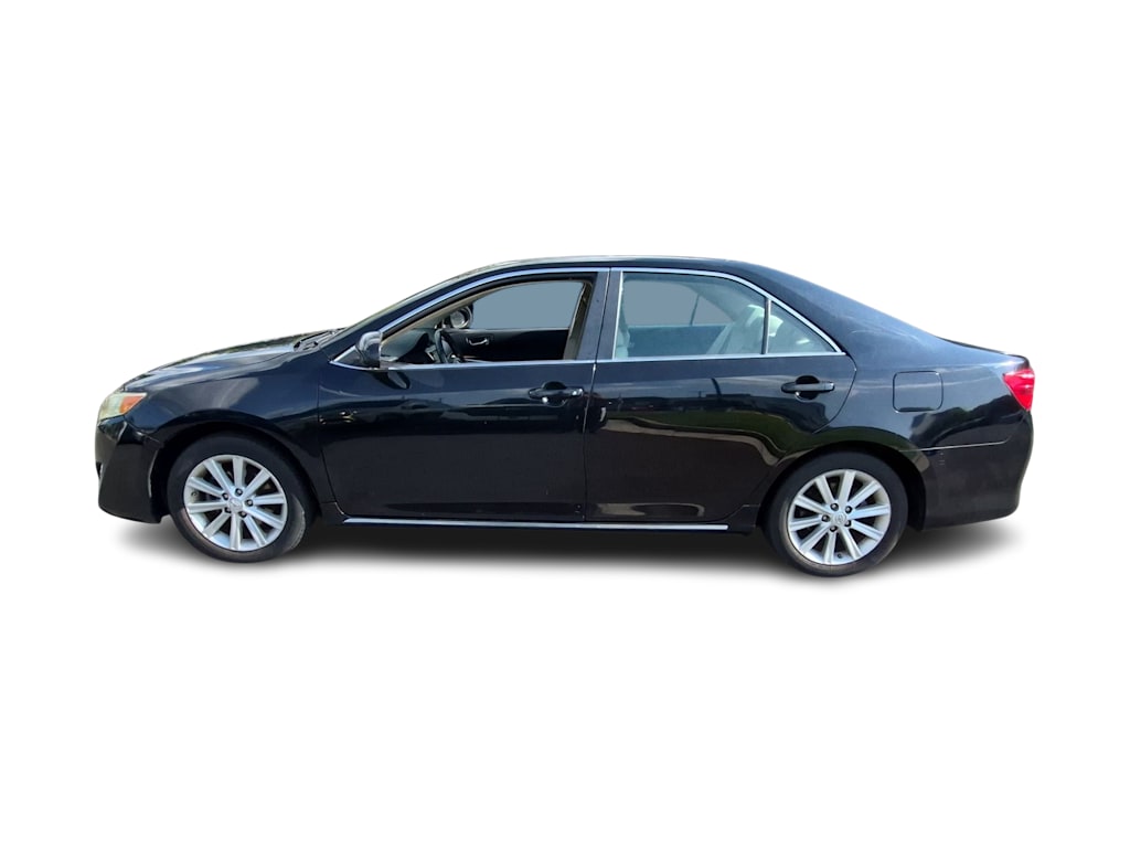 Thumbnail: 2014 Toyota Camry - 3