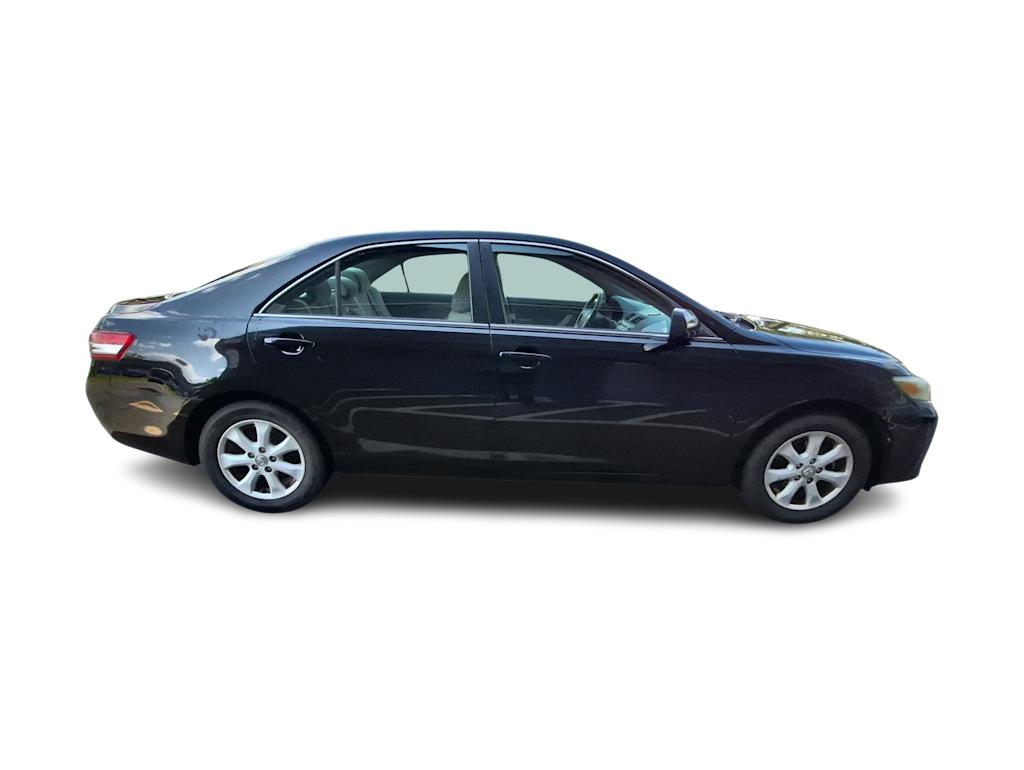 Thumbnail: 2011 Toyota Camry - 20