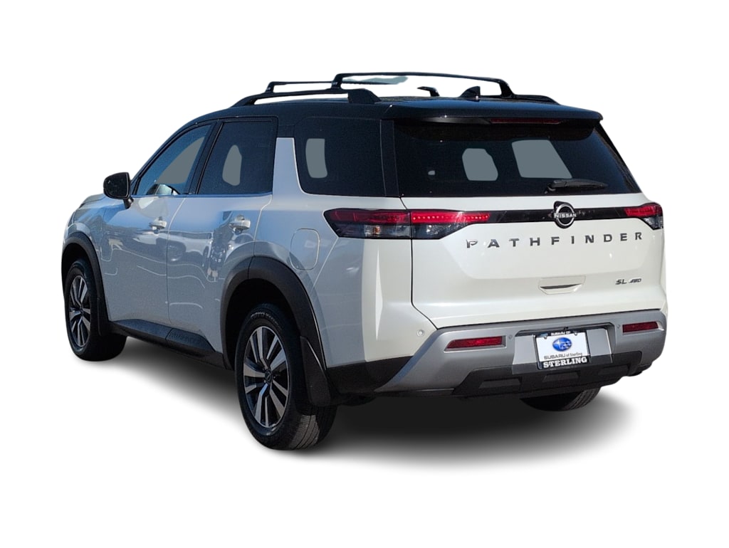 2022 Nissan Pathfinder SL