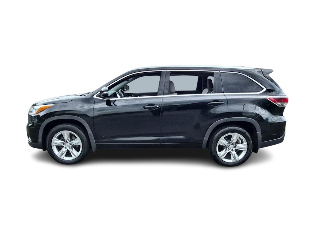 Thumbnail: 2015 Toyota Highlander - 3