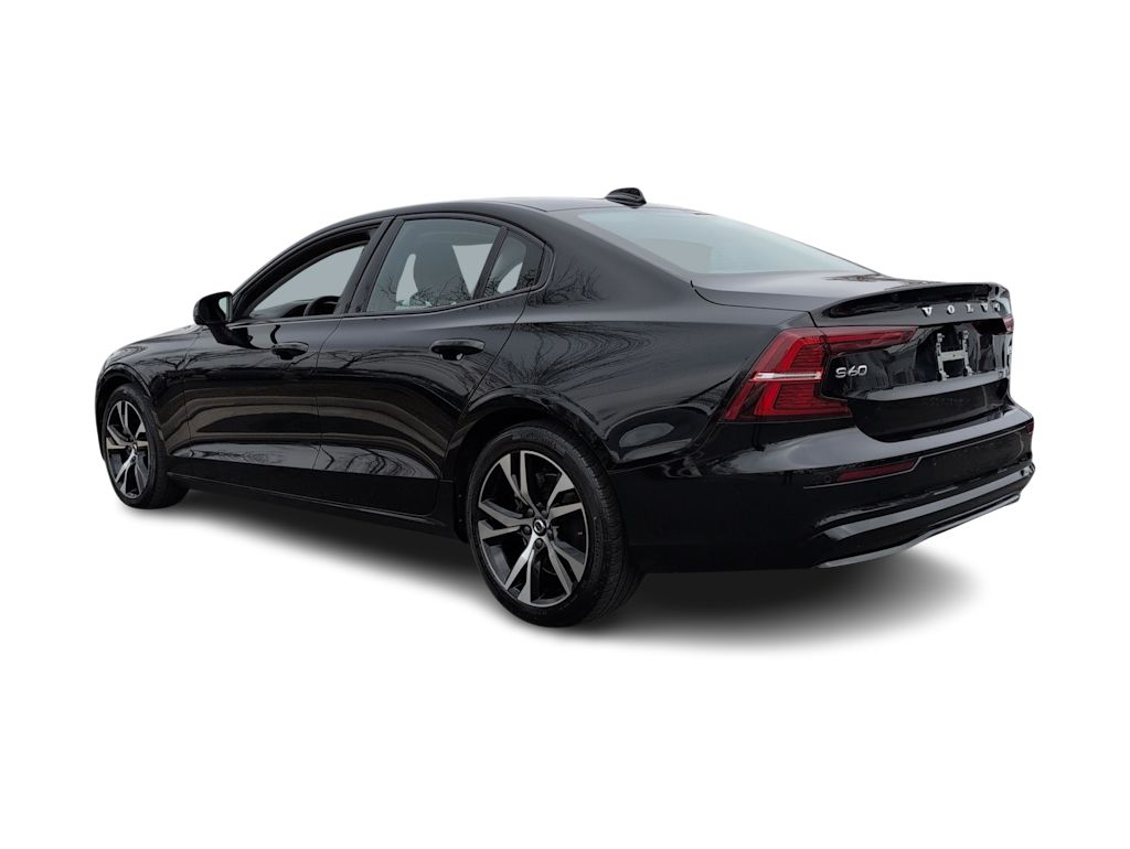 Thumbnail: 2024 Volvo S60 - 4