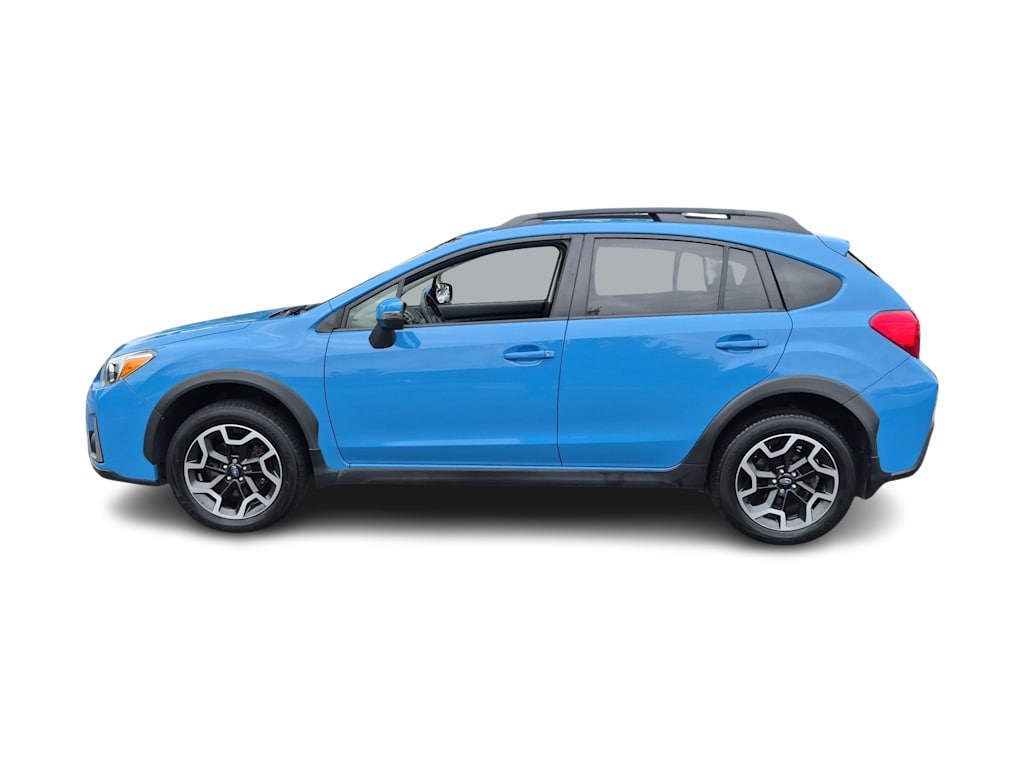 Thumbnail: 2016 Subaru Crosstrek - 3