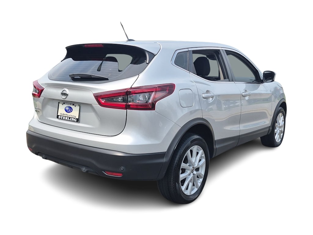Thumbnail: 2021 Nissan Rogue Sport - 19