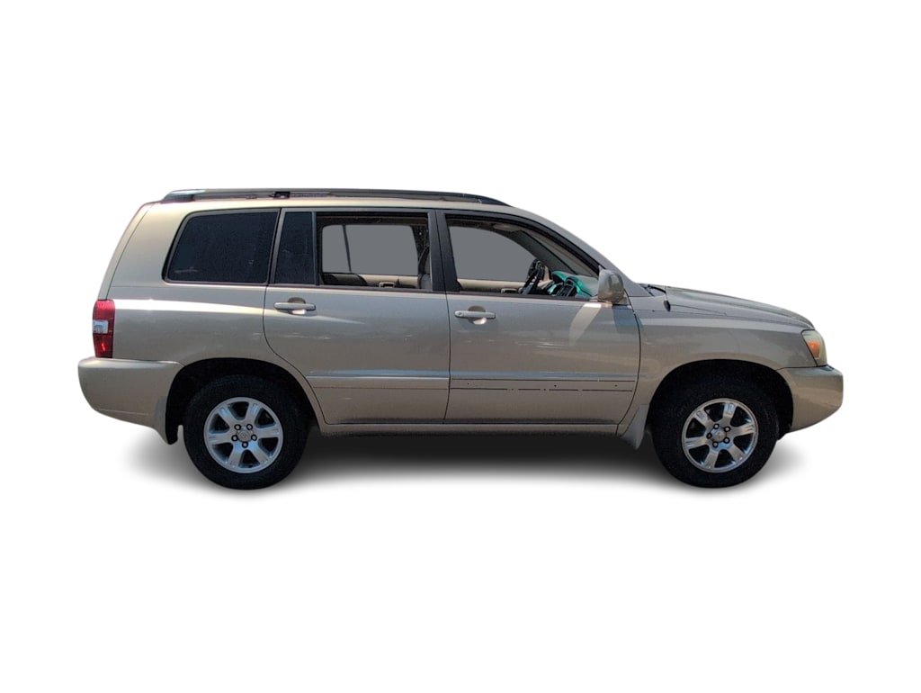 Thumbnail: 2004 Toyota Highlander - 21