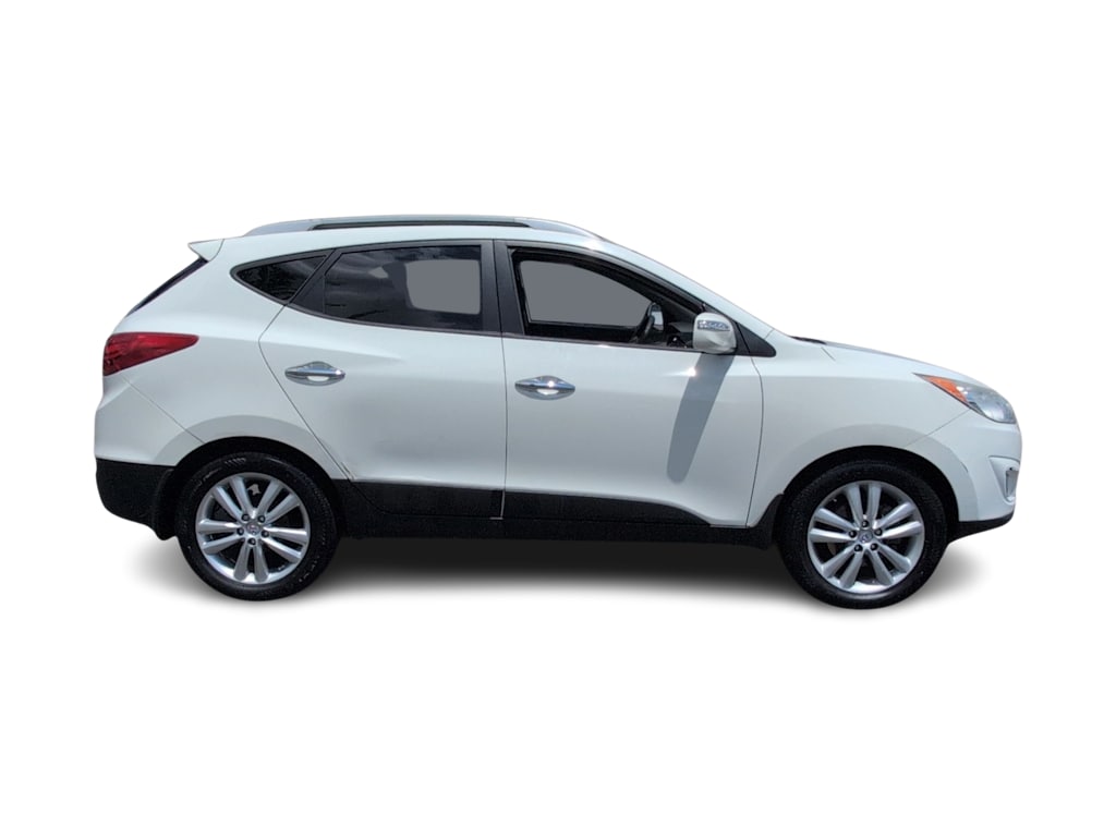 Thumbnail: 2013 Hyundai Tucson - 21
