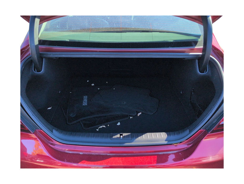 Thumbnail: 2023 Genesis G70 - 17