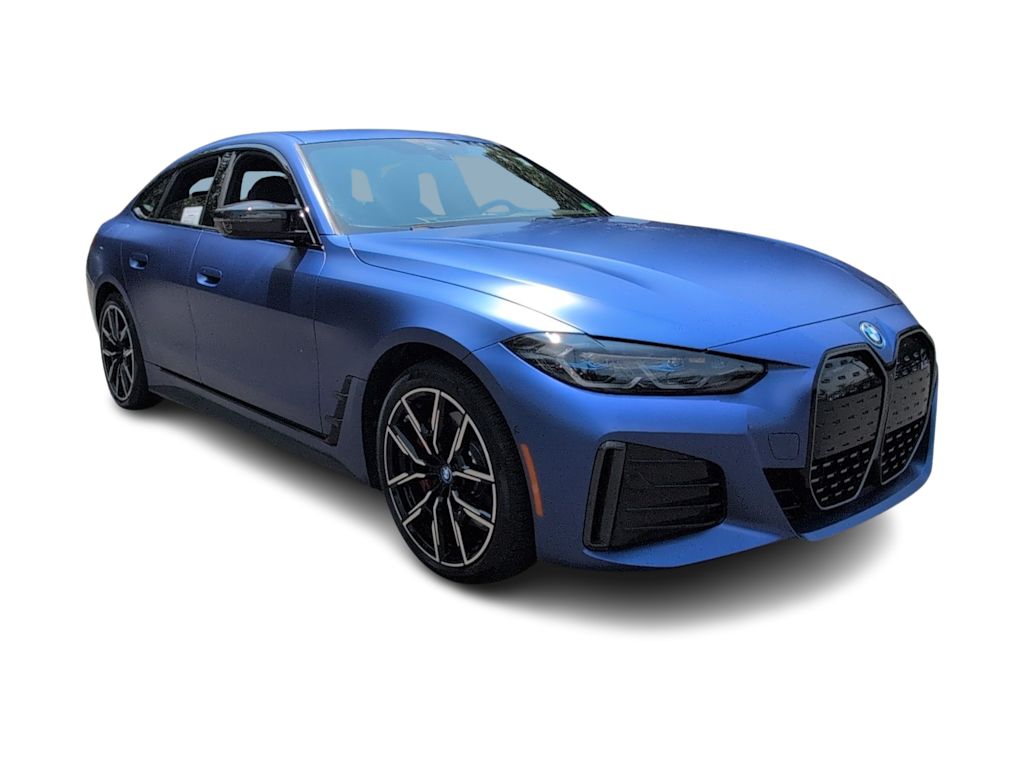 Thumbnail: 2023 BMW i4 - 19
