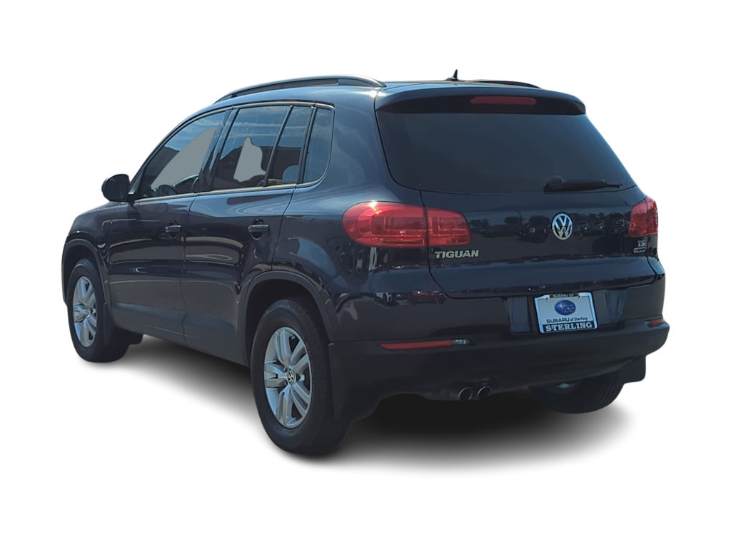 Thumbnail: 2016 Volkswagen Tiguan - 4