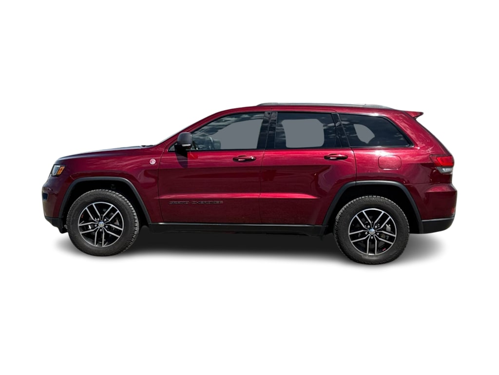 Thumbnail: 2017 Jeep Grand Cherokee - 3