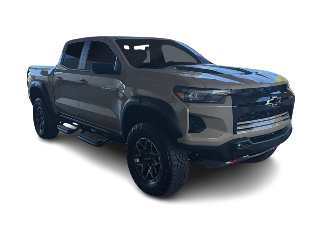 Thumbnail: 2024 Chevrolet Colorado - 17