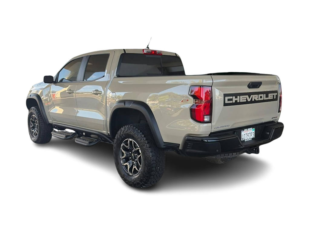Thumbnail: 2024 Chevrolet Colorado - 4
