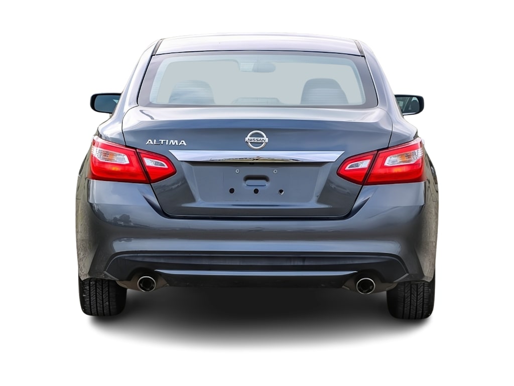 Thumbnail: 2017 Nissan Altima - 4