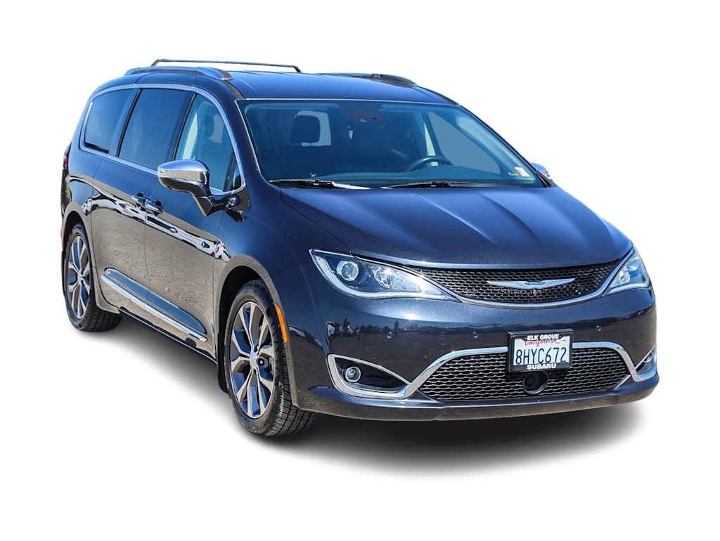 Thumbnail: 2019 Chrysler Pacifica - 17