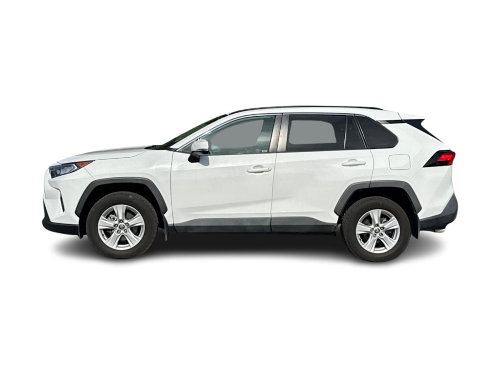 Thumbnail: 2021 Toyota RAV4 - 3