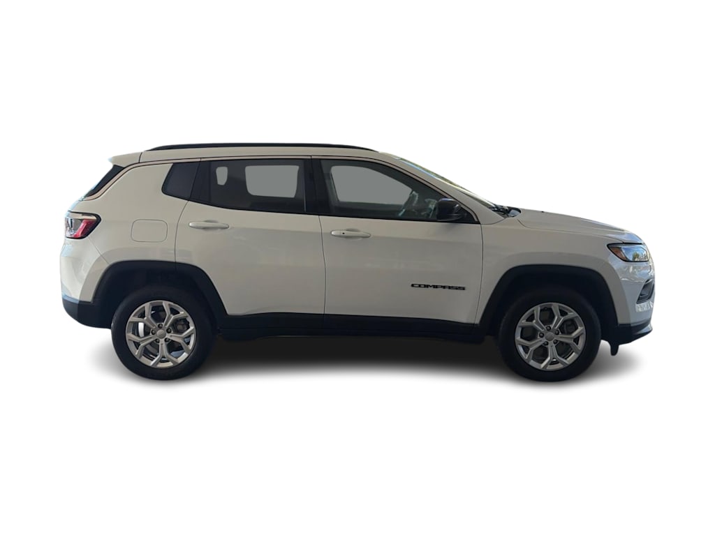 Thumbnail: 2024 Jeep Compass - 17