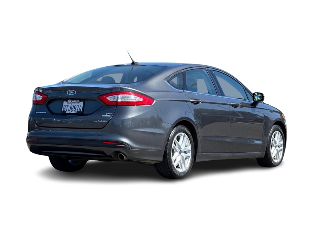 Thumbnail: 2016 Ford Fusion - 17