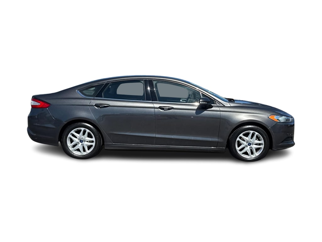 Thumbnail: 2016 Ford Fusion - 19