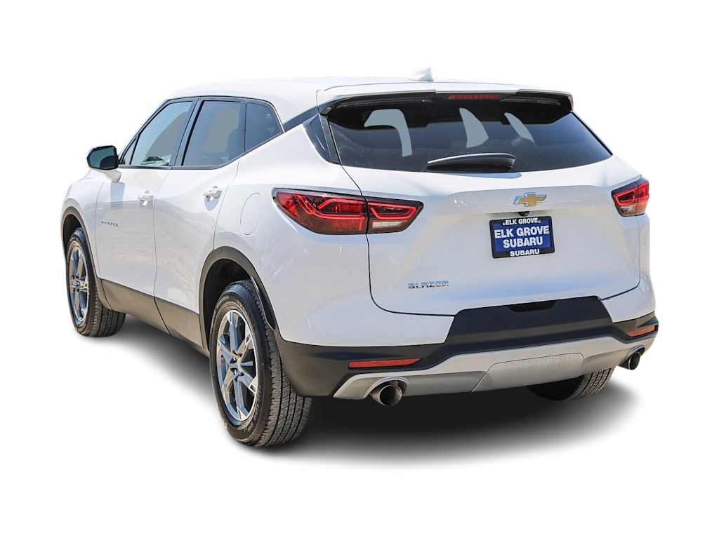 Thumbnail: 2023 Chevrolet Blazer - 3