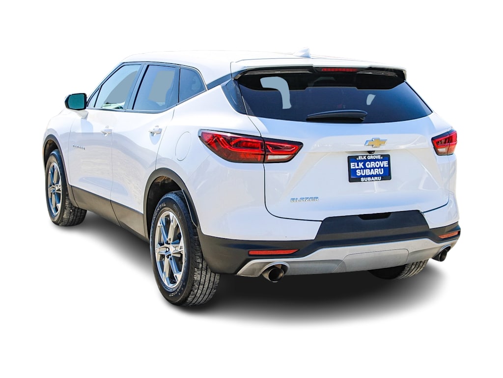 Thumbnail: 2023 Chevrolet Blazer - 3