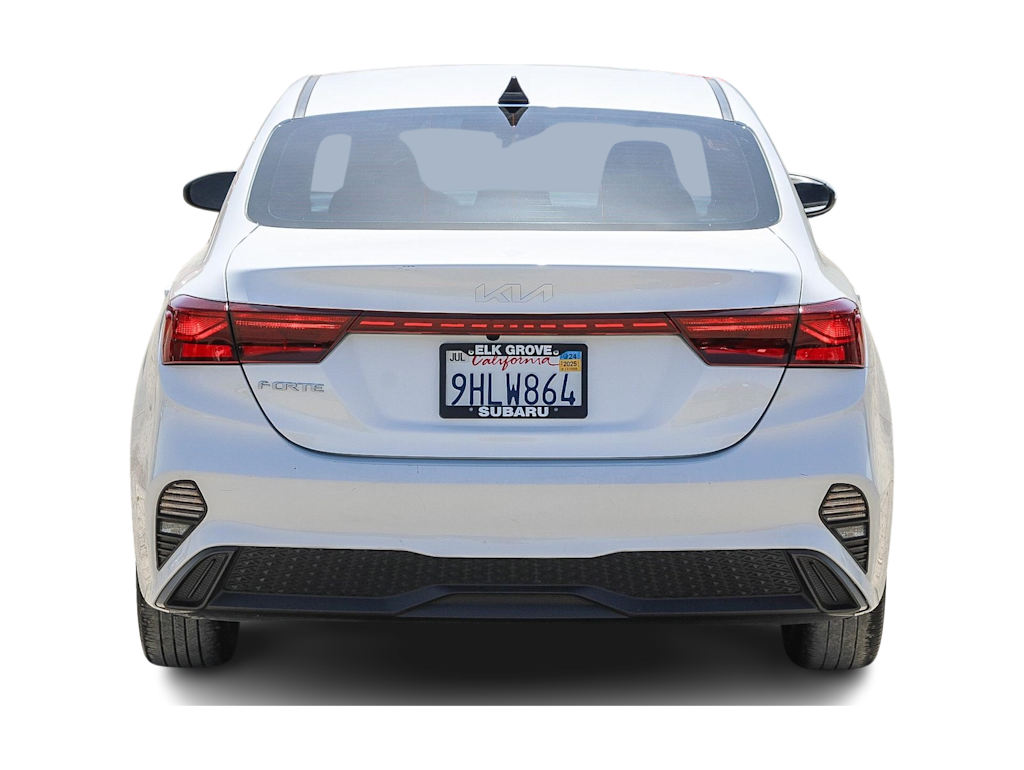 Thumbnail: 2022 Kia Forte - 4