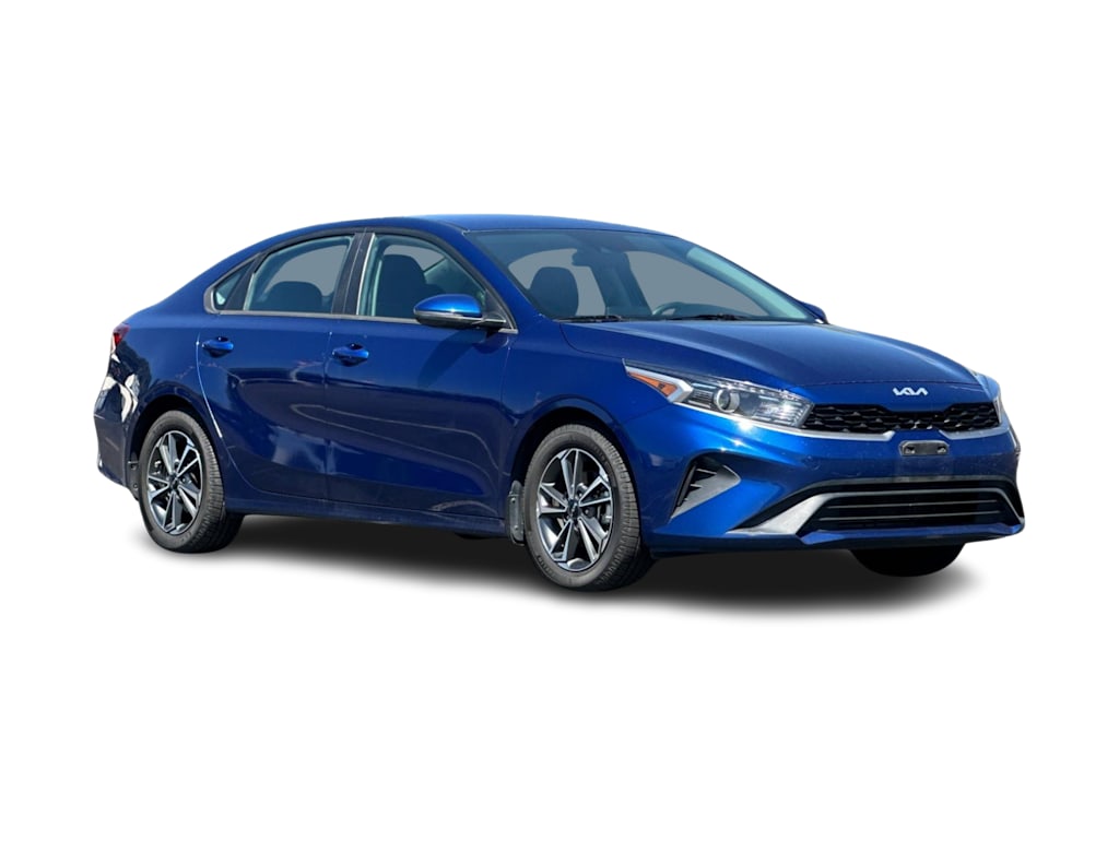 Thumbnail: 2023 Kia Forte - 17