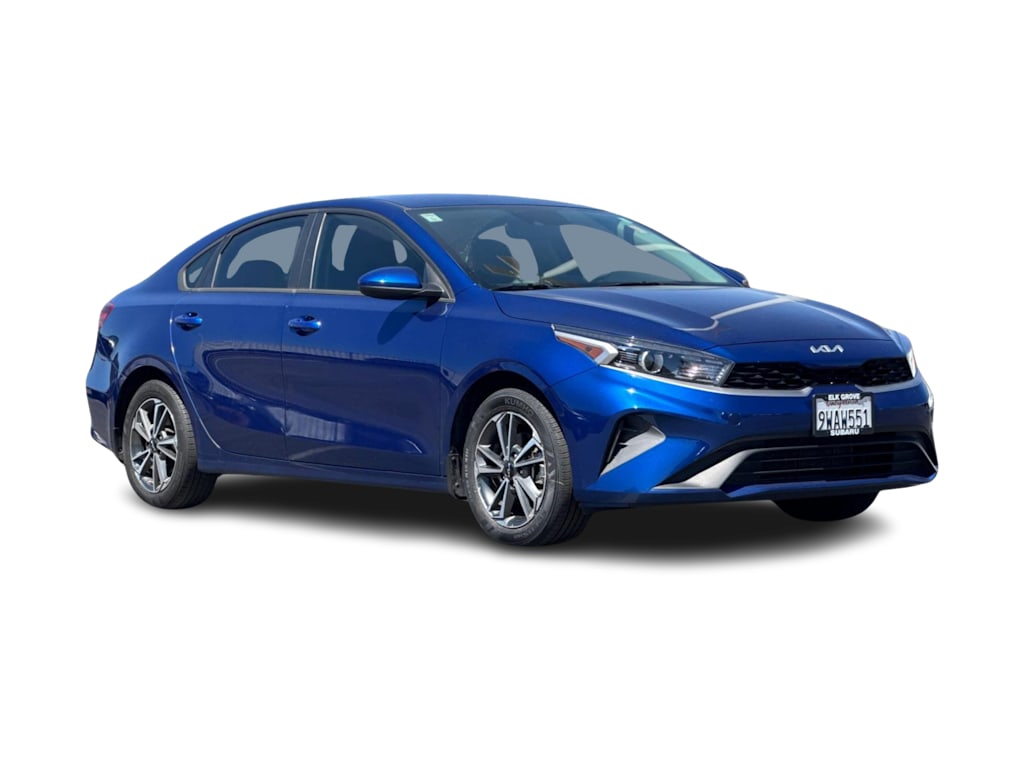 Thumbnail: 2023 Kia Forte - 17