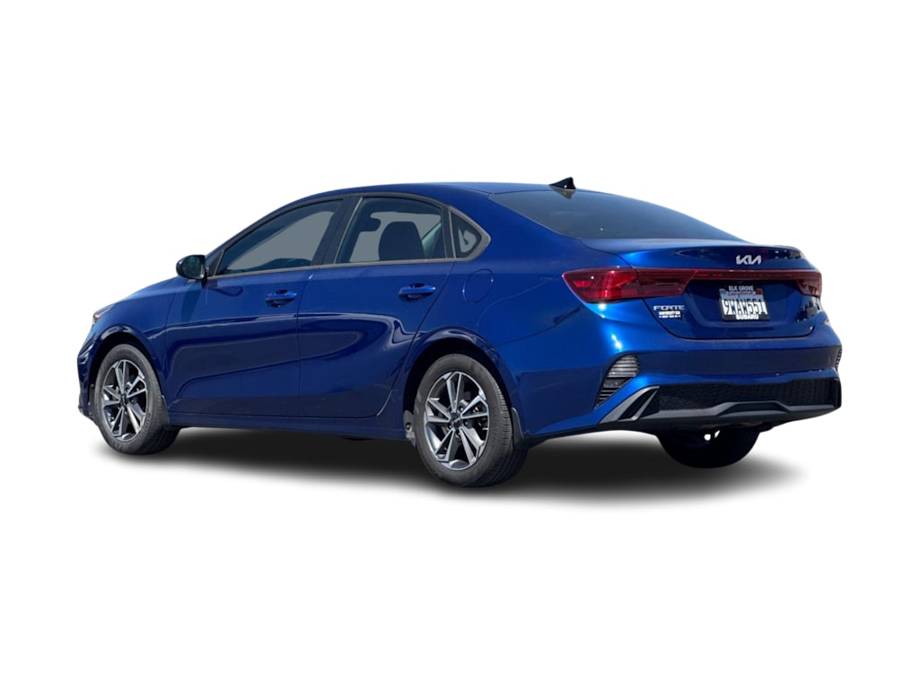 Thumbnail: 2023 Kia Forte - 4