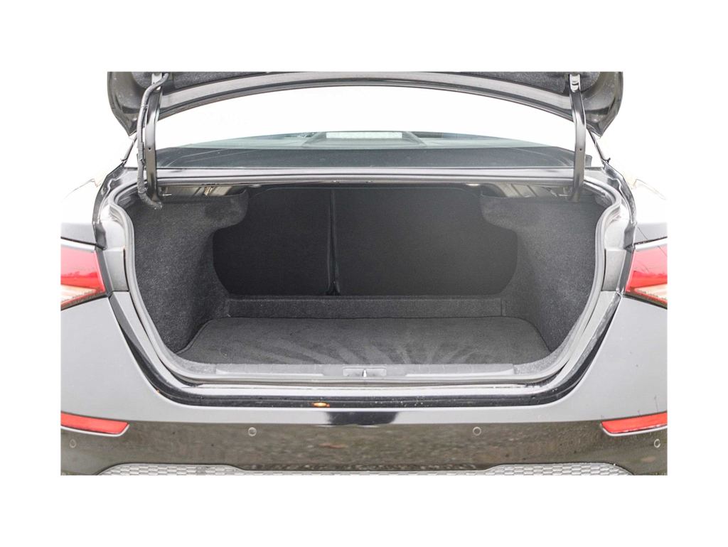 Thumbnail: 2021 Nissan Sentra - 9