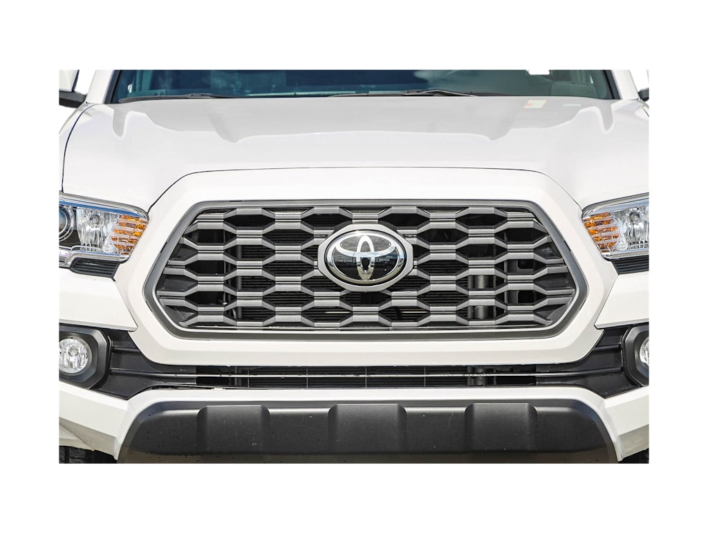 Thumbnail: 2023 Toyota Tacoma - 18