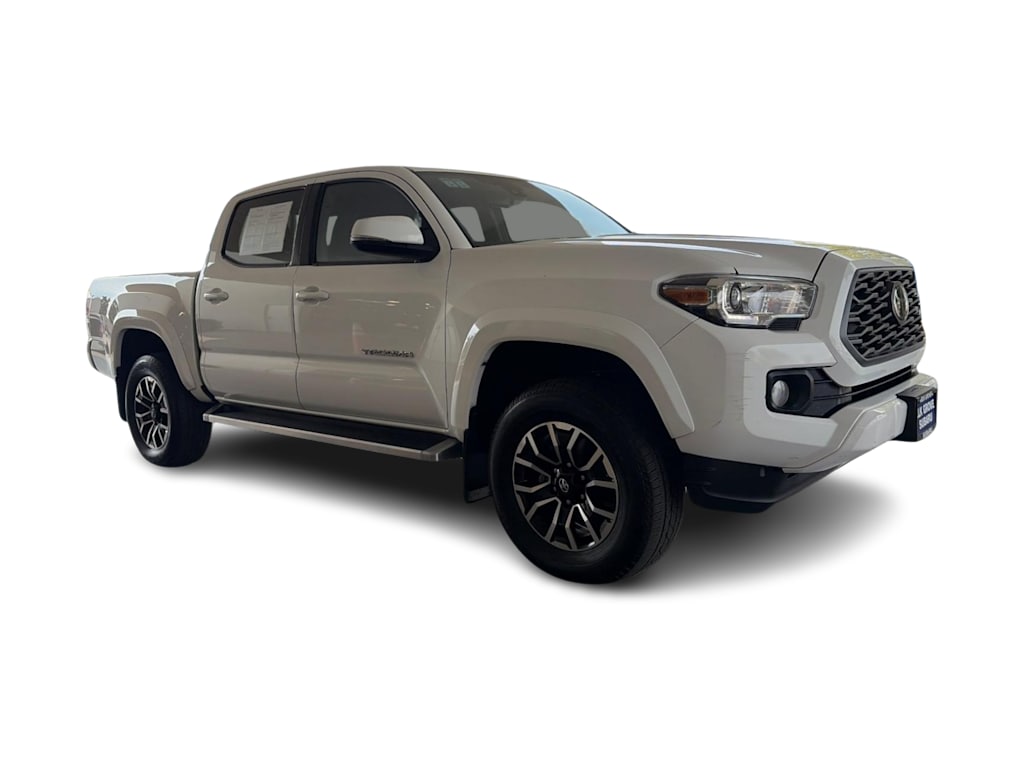 Thumbnail: 2020 Toyota Tacoma - 18