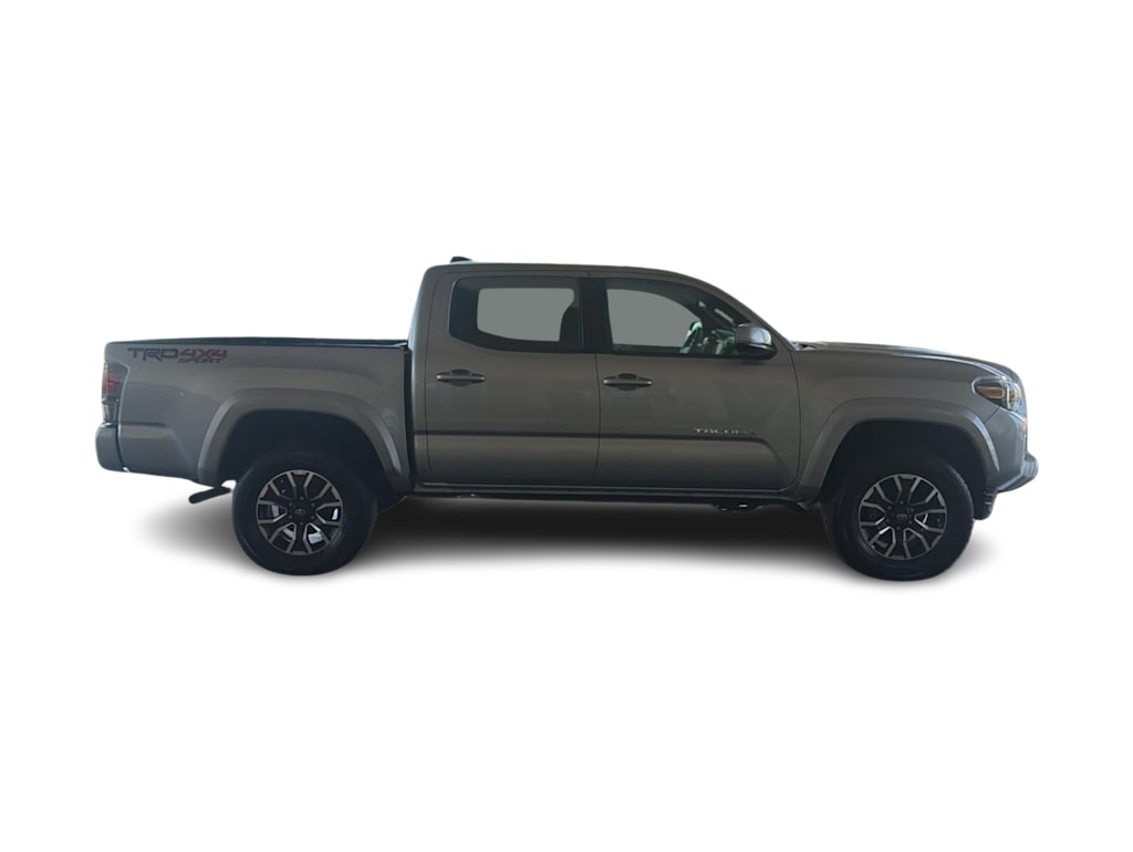 Thumbnail: 2020 Toyota Tacoma - 17