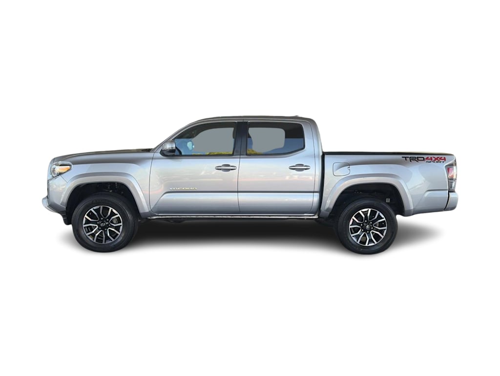 Thumbnail: 2020 Toyota Tacoma - 3