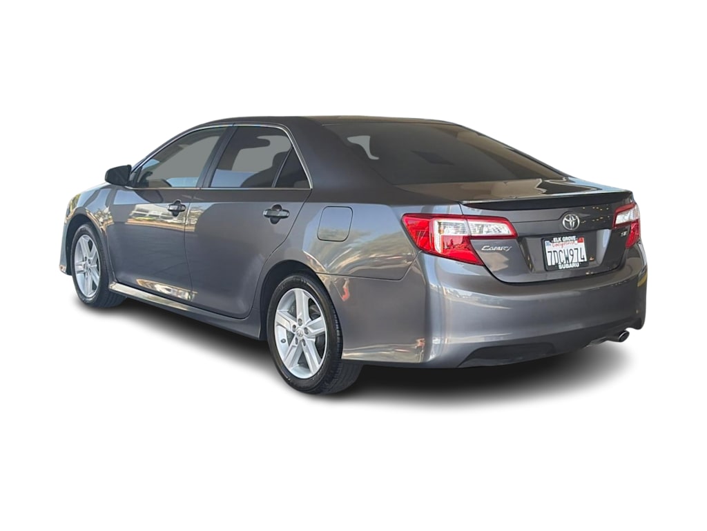 Thumbnail: 2014 Toyota Camry - 4