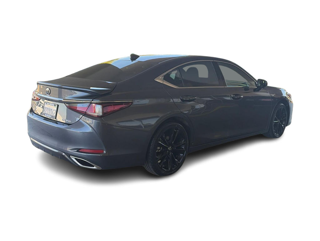 Thumbnail: 2022 Lexus ES - 15