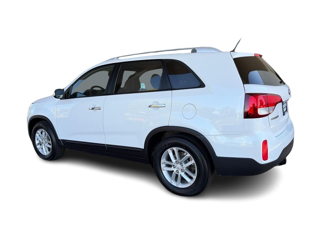 Thumbnail: 2015 Kia Sorento - 4