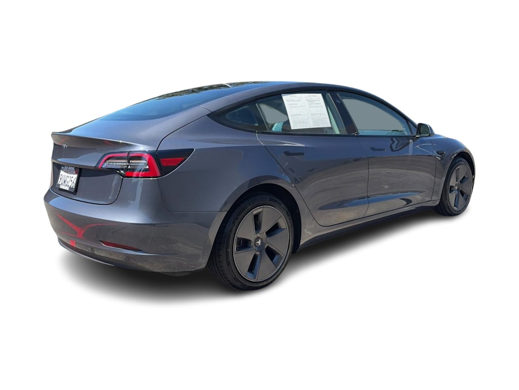 Thumbnail: 2023 Tesla Model 3 - 15