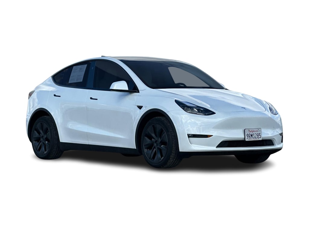 Thumbnail: 2025 Tesla Model Y - 17