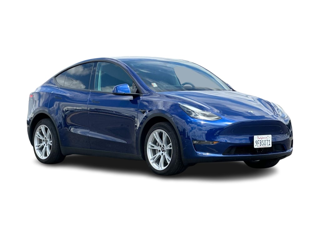 Thumbnail: 2023 Tesla Model Y - 16