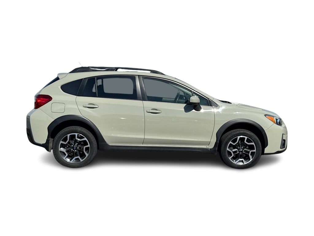 Thumbnail: 2017 Subaru Crosstrek - 19