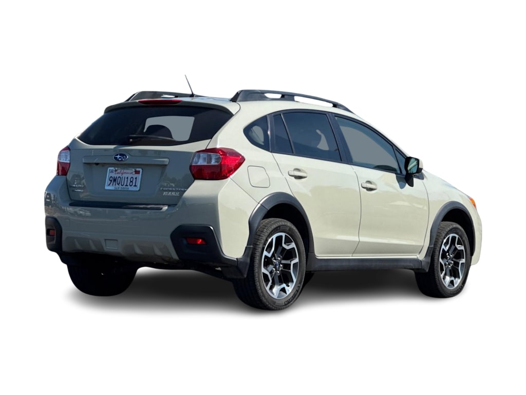 Thumbnail: 2017 Subaru Crosstrek - 17