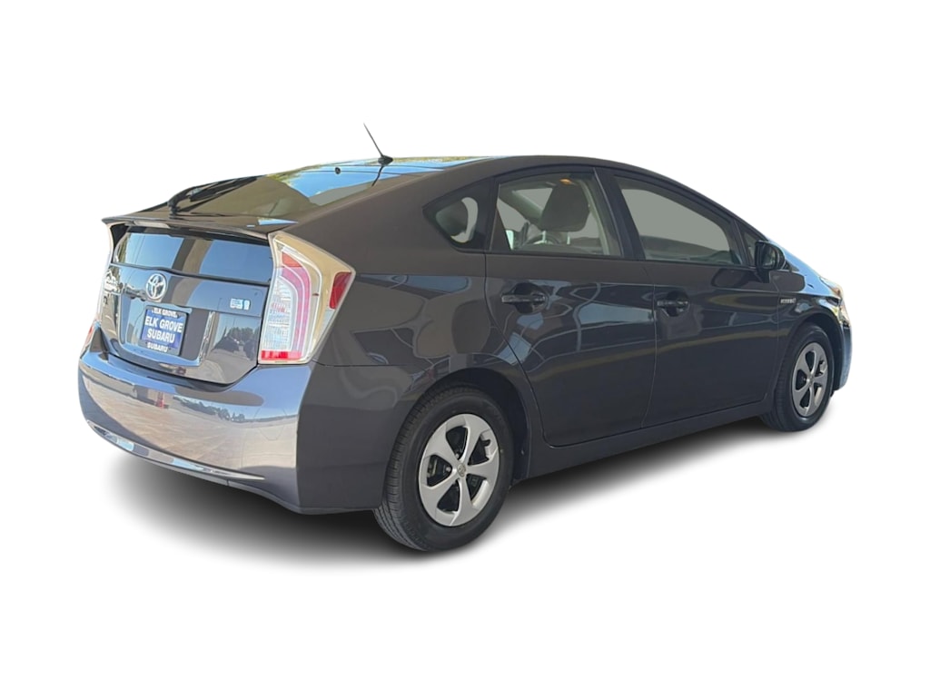 Thumbnail: 2015 Toyota Prius - 18