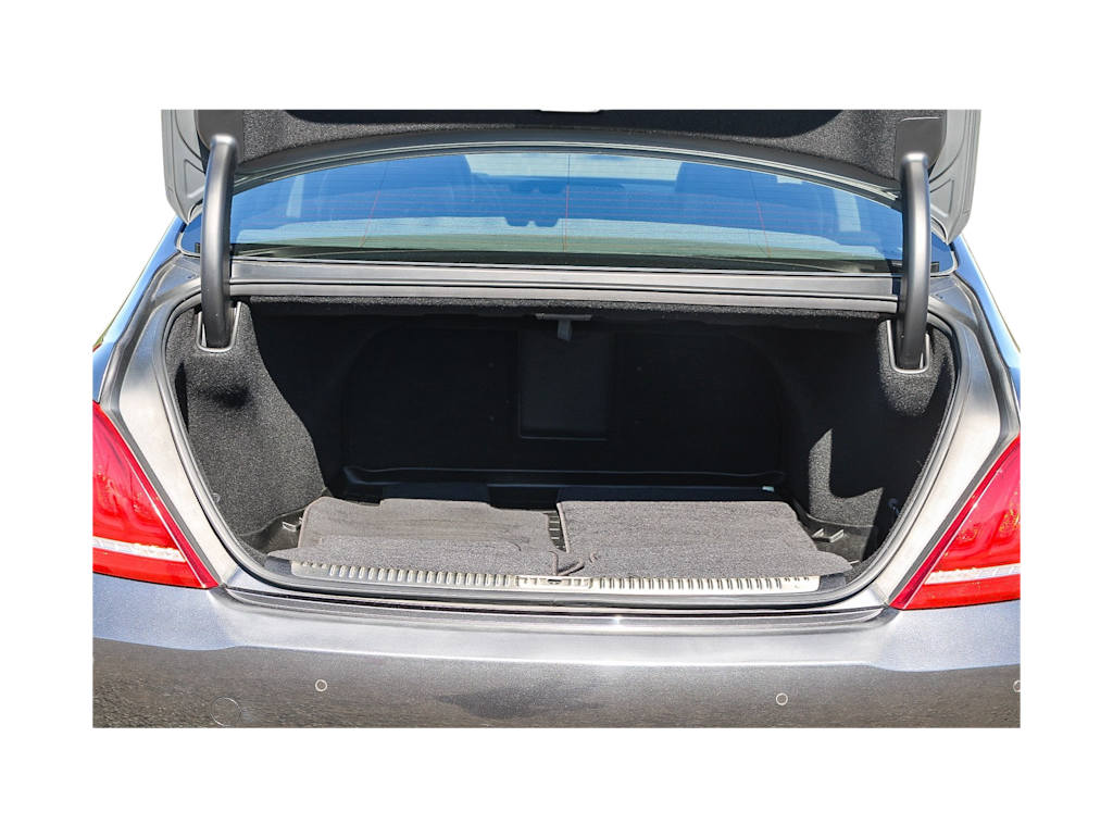 Thumbnail: 2019 Genesis G90 - 16