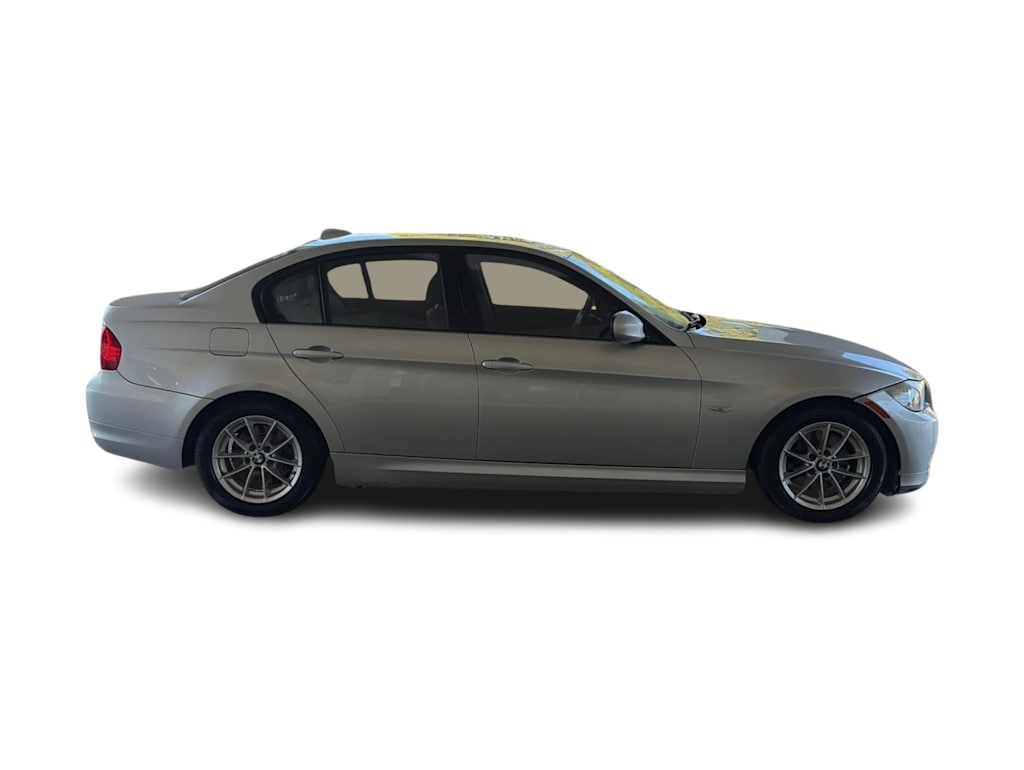Thumbnail: 2010 BMW 3 Series - 18