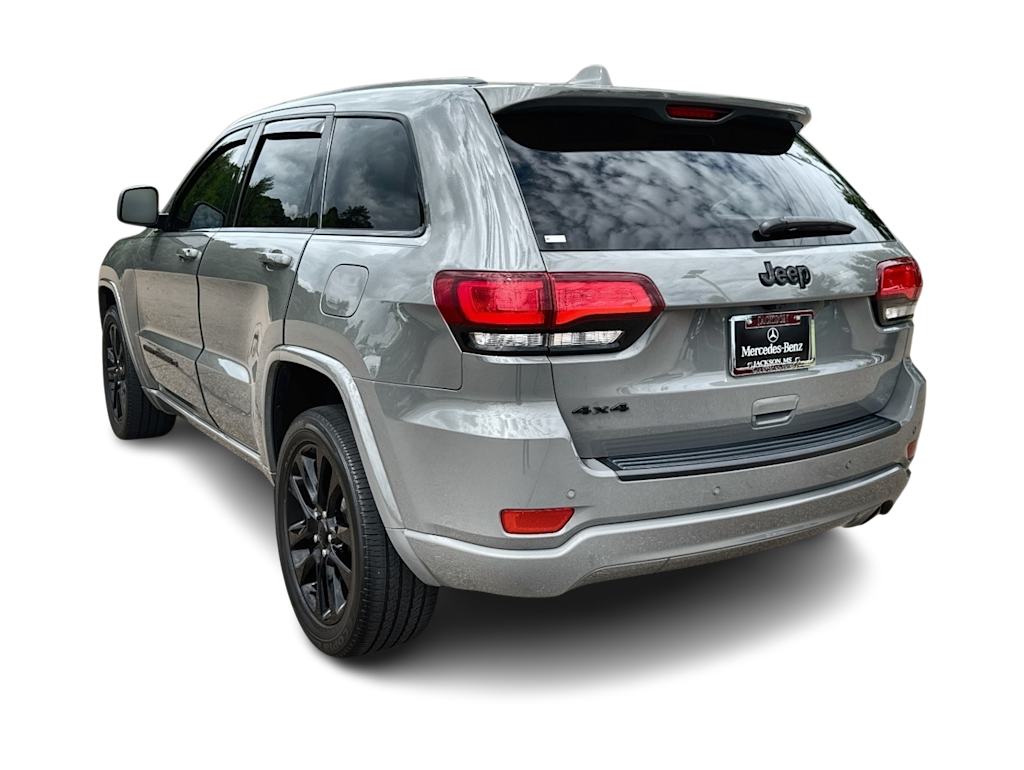Thumbnail: 2022 Jeep Grand Cherokee - 4